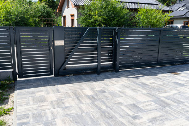 Best Professional Driveway Pavers  in Grandview, MO